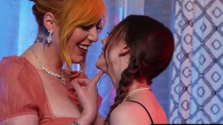 ALL GIRL MASSAGE - Busty Sugar Mama Lauren Phillips Gets Her Rewards From Cute Lily Larimar 